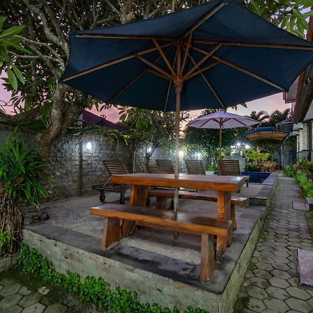 Widia Homestay Nusa Lembongan Экстерьер фото