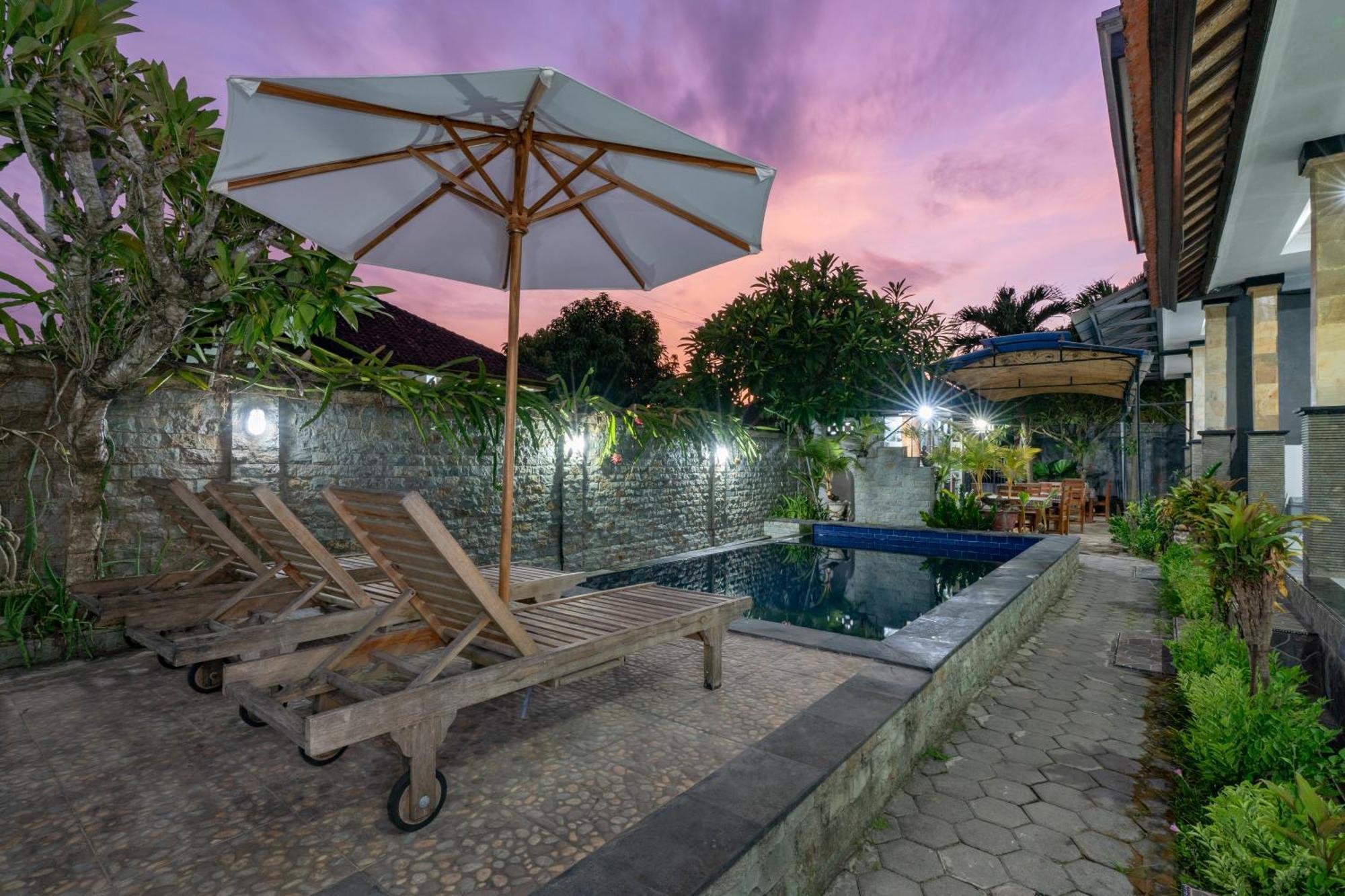 Widia Homestay Nusa Lembongan Экстерьер фото