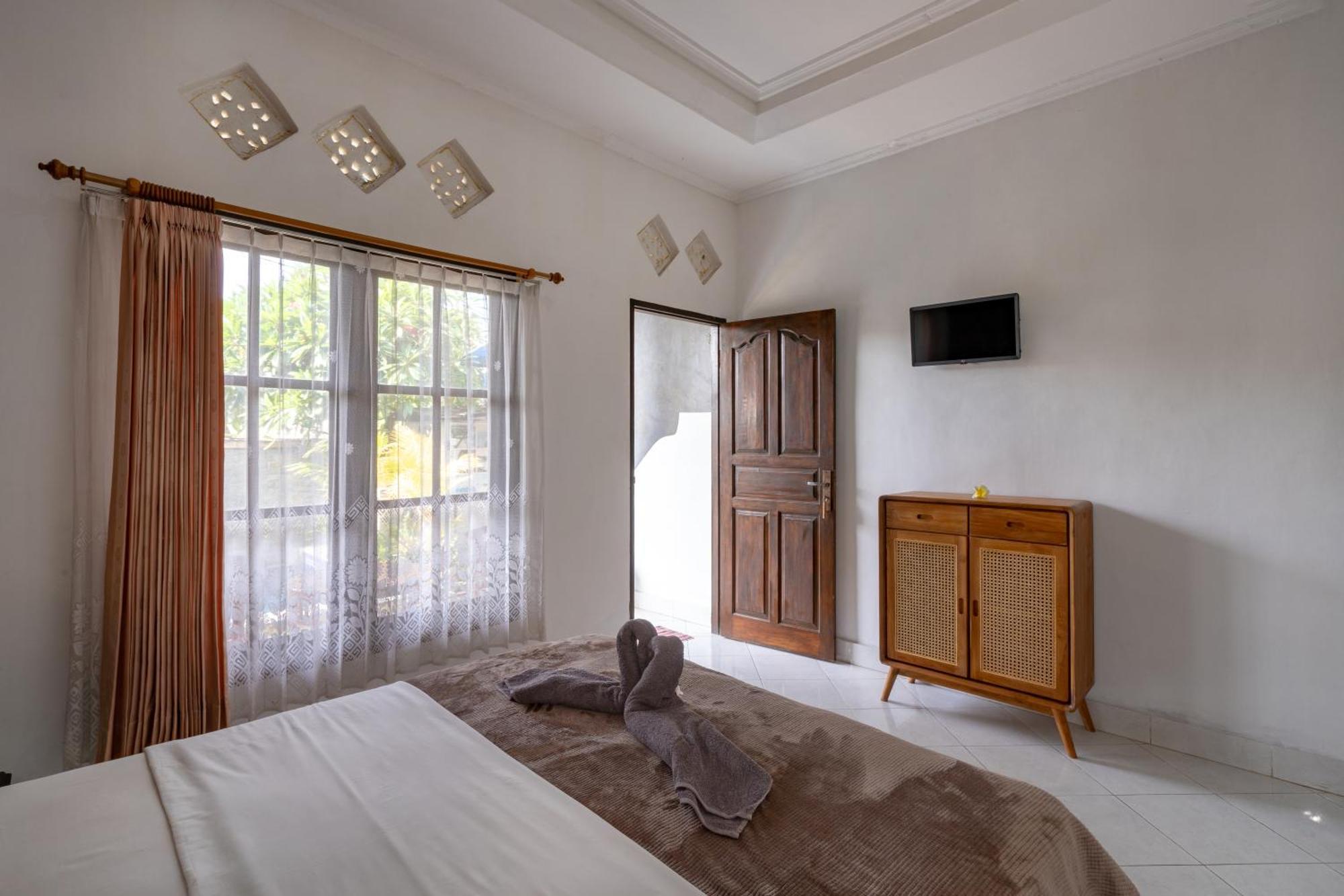 Widia Homestay Nusa Lembongan Экстерьер фото
